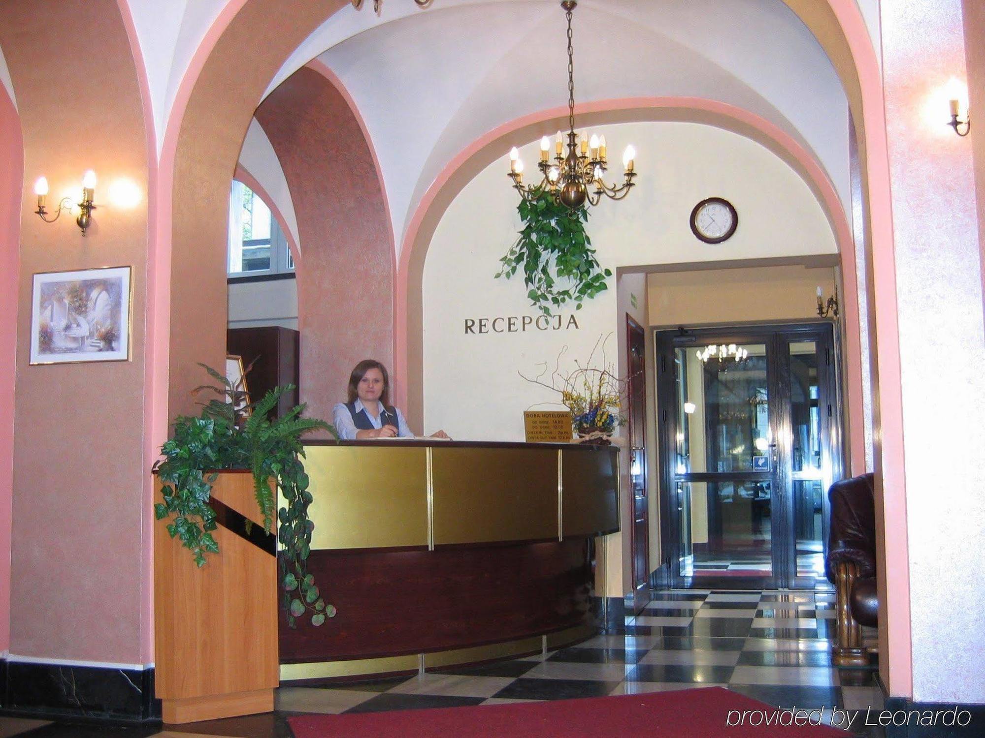 Hotel Mazowiecki Варшава Интерьер фото